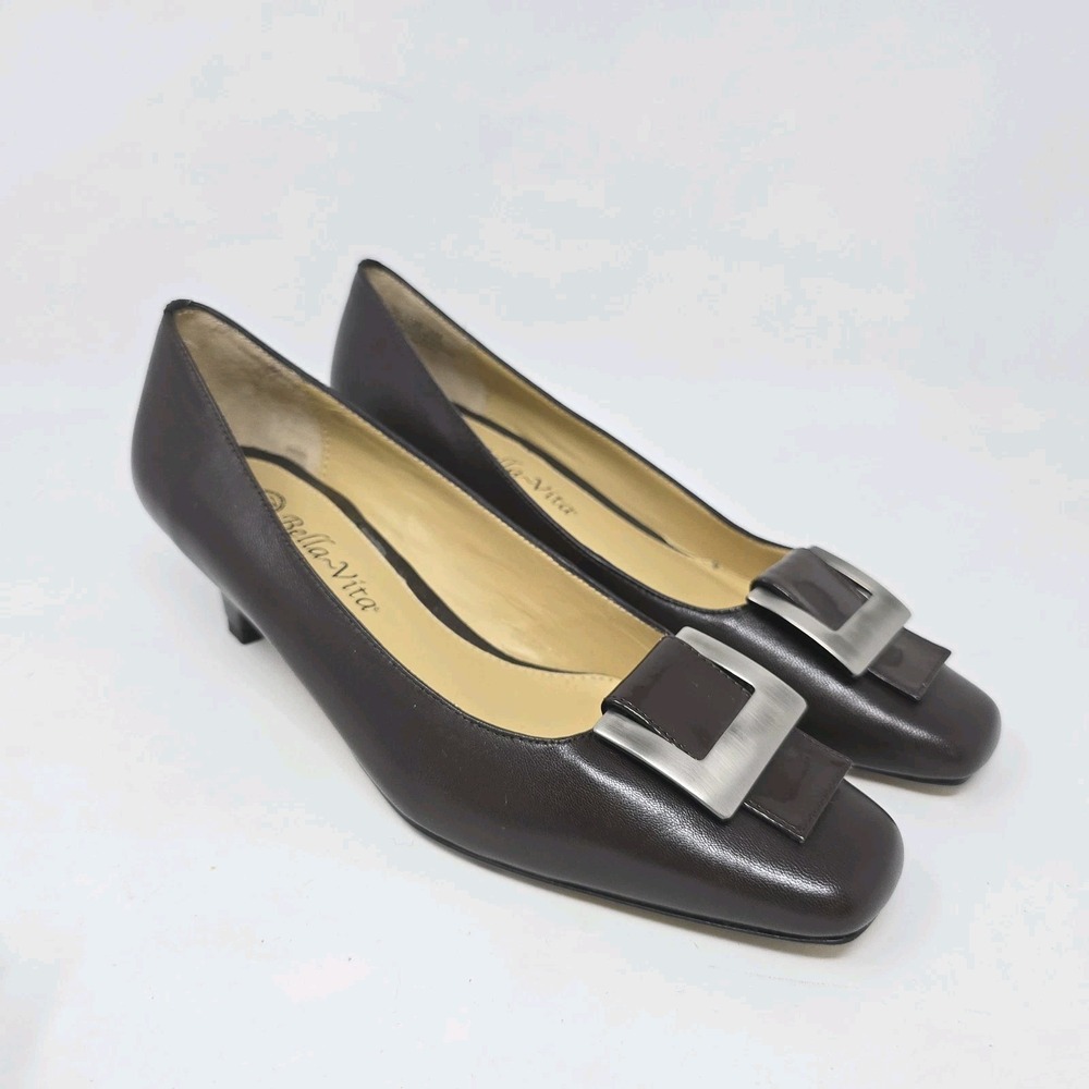 Bella Vita Leather Upper Women's Size 7 M Sophisticate Brown Pump Buckle‎